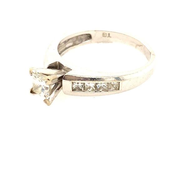 14k Diamond Engagement Ring (Sz 7) - Picture 12 of 15